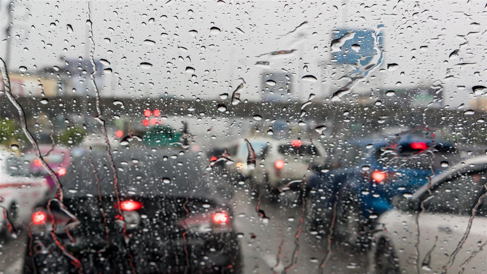 traffic in rain