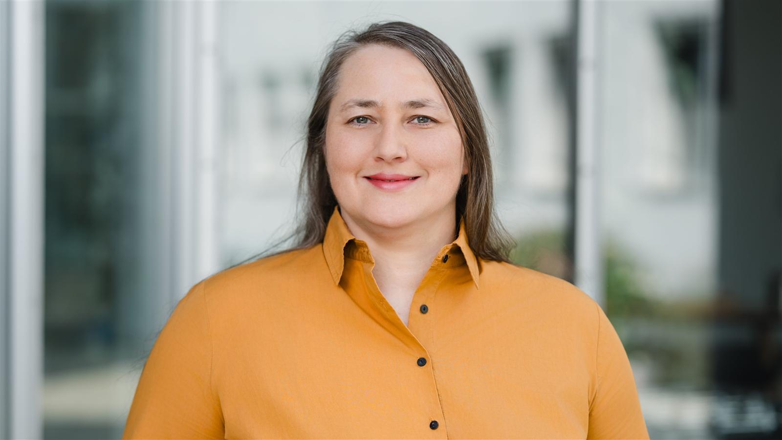 Katja Amstätter Headshot