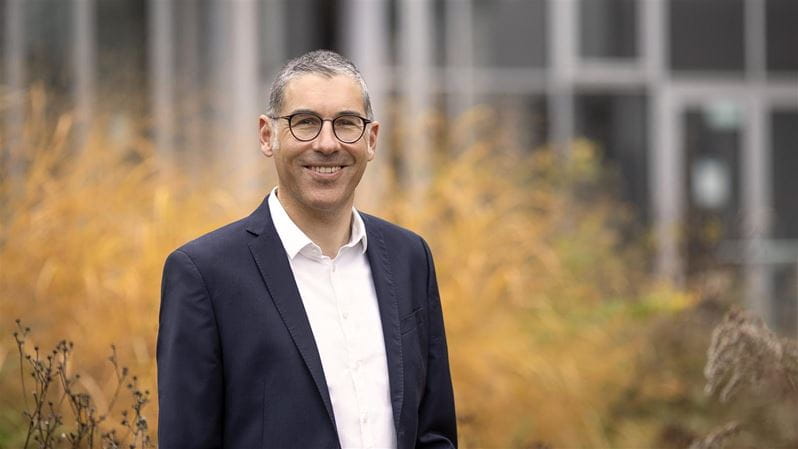 Volker Schrenk Headshot