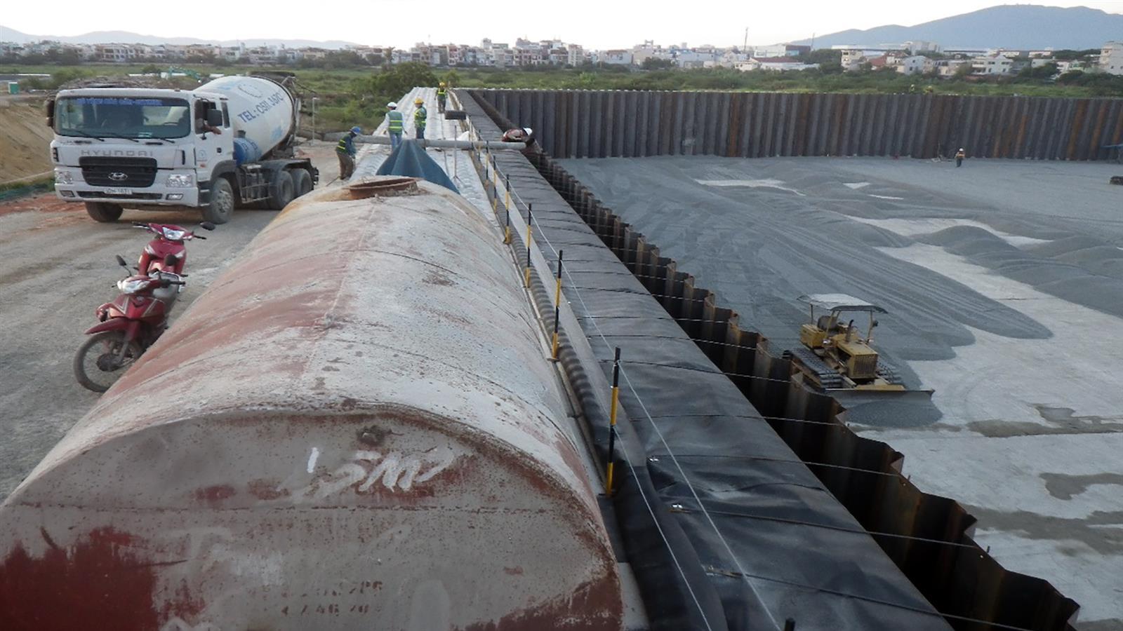 Danang USAID containment construction