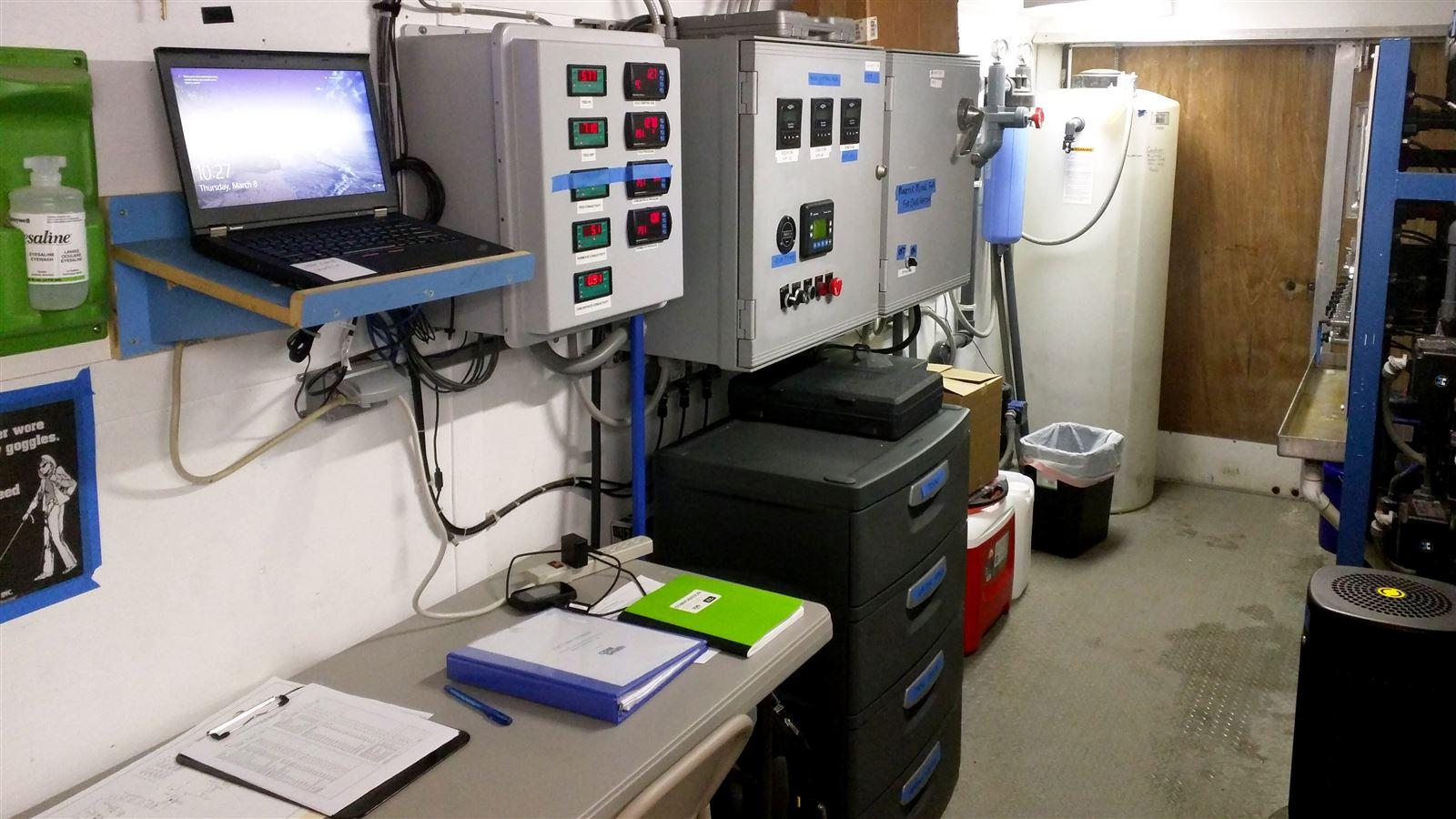 Pilot Trailer interior