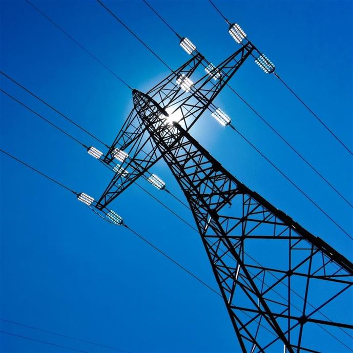 Transmission tower