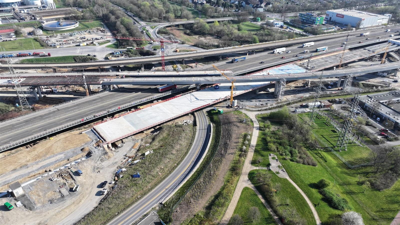 Neubau Hochstraße A und Anschlussbrücke für den Überflieger von der A59 auf die A1