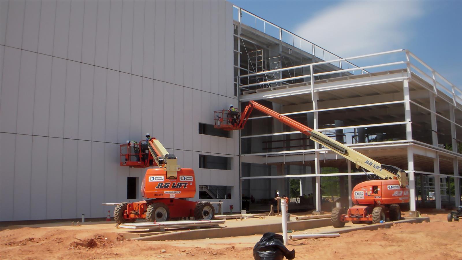 LANXESS - exterior construction