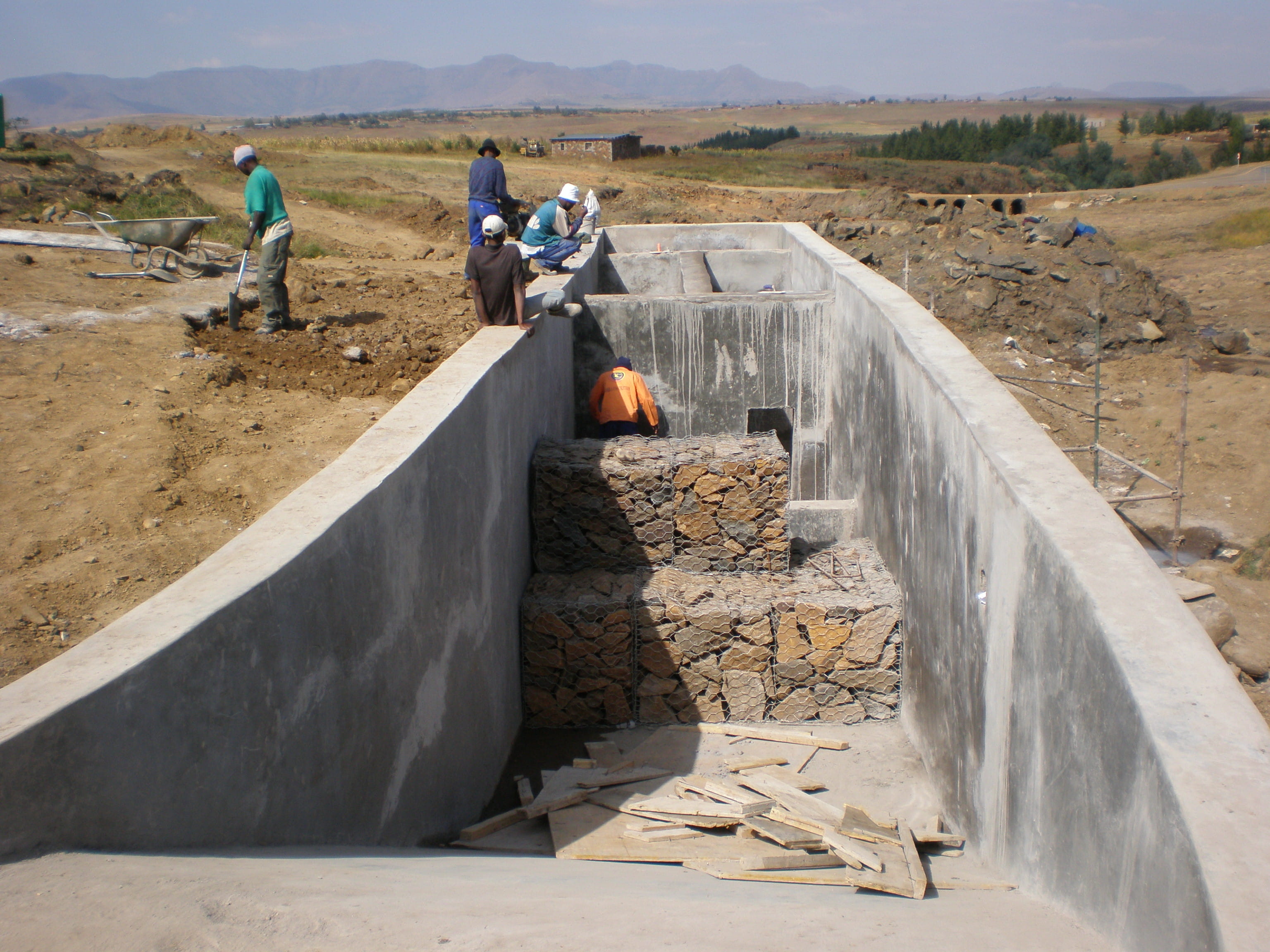 MCA Metolong Dam construction