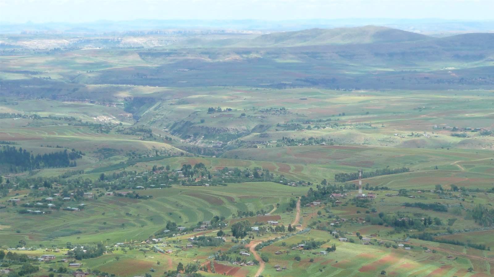 MCA Metolong Dam countryside view